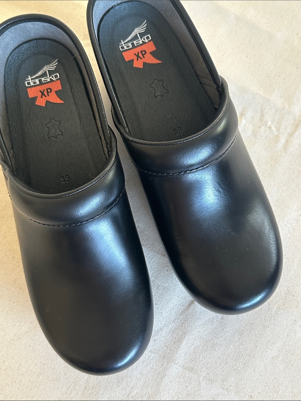 Dansko XP Black Leather Clogs - Picture 4 of 10